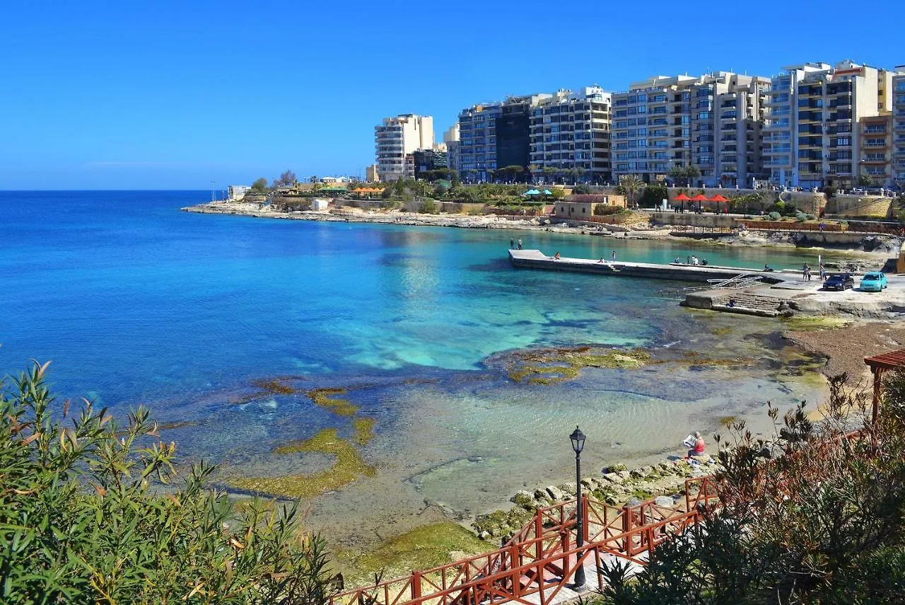 Picturesque Sliema Pad Steps From The Seafront Apartment