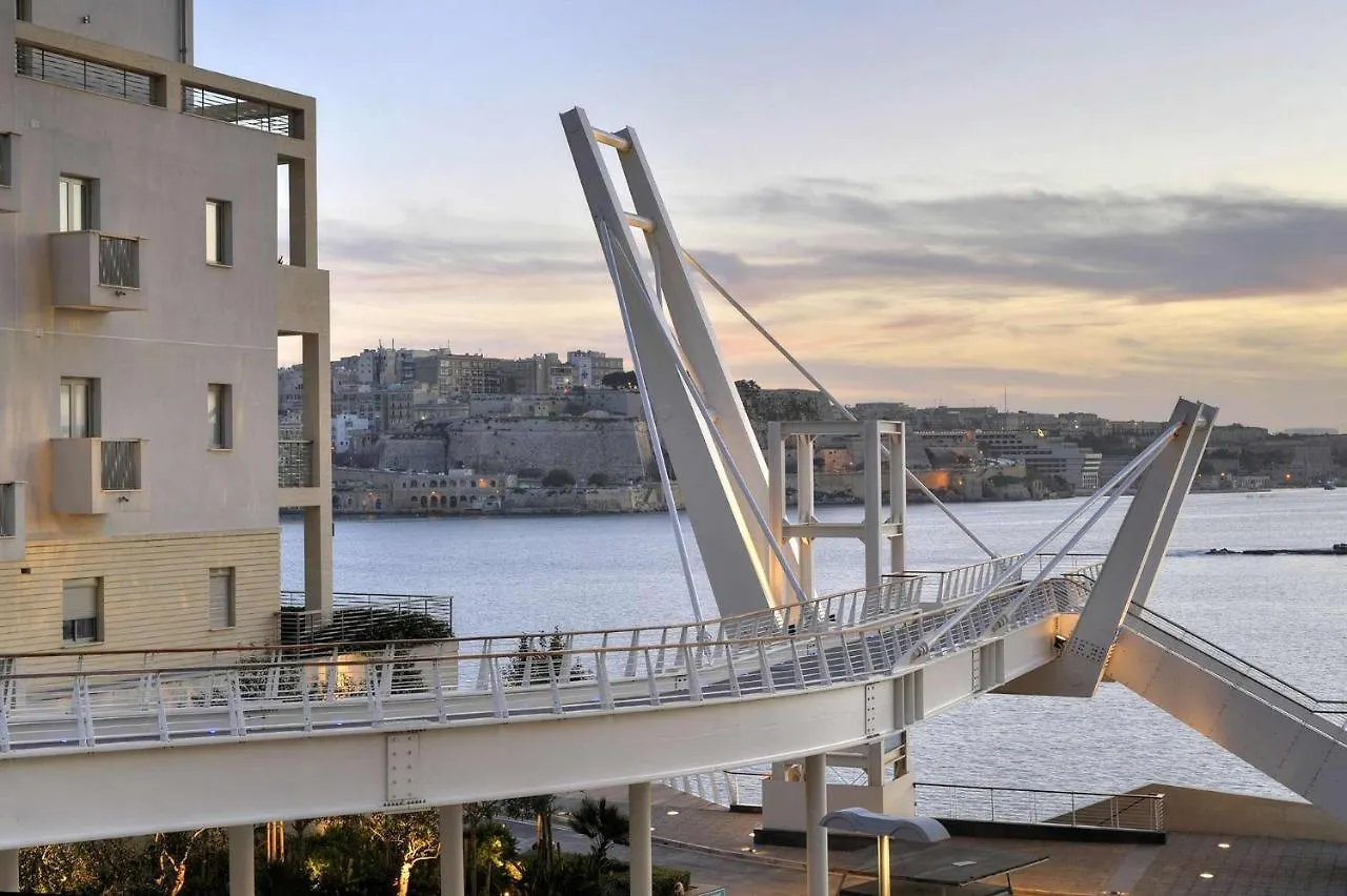 Picturesque Sliema Pad Steps From The Seafront Apartment