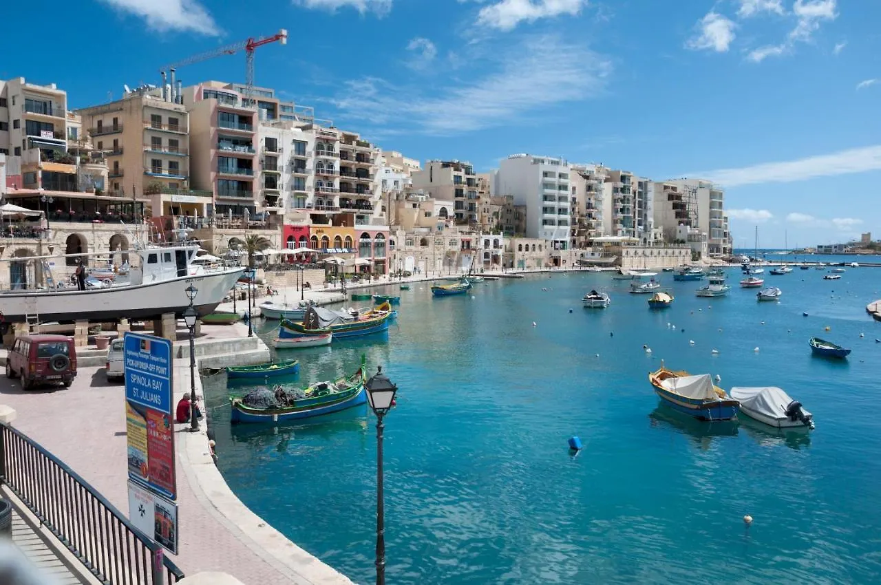 Picturesque Sliema Pad Steps From The Seafront Apartment Malta
